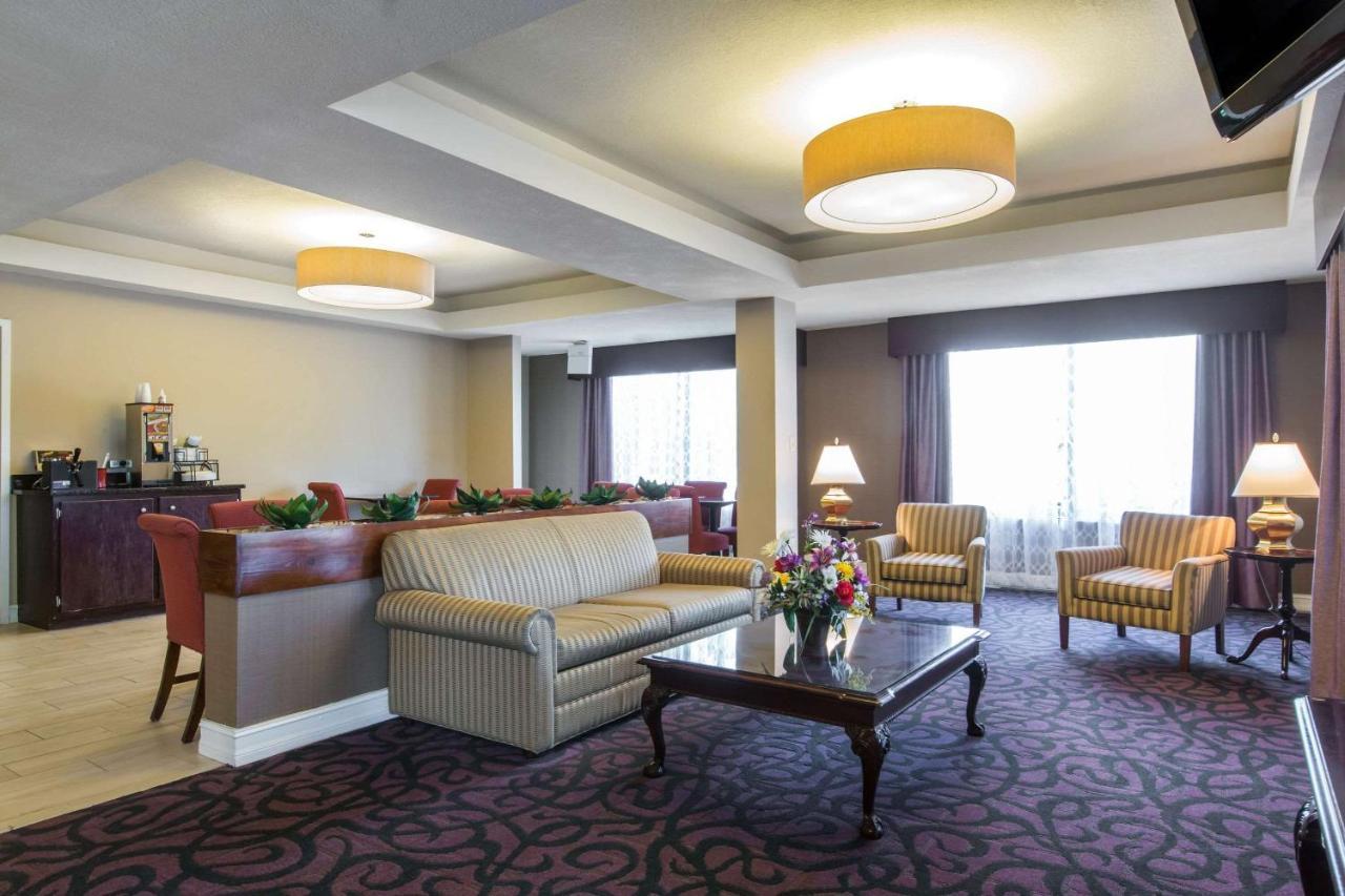 Royal Palms Inn Stockbridge Eksteriør bilde