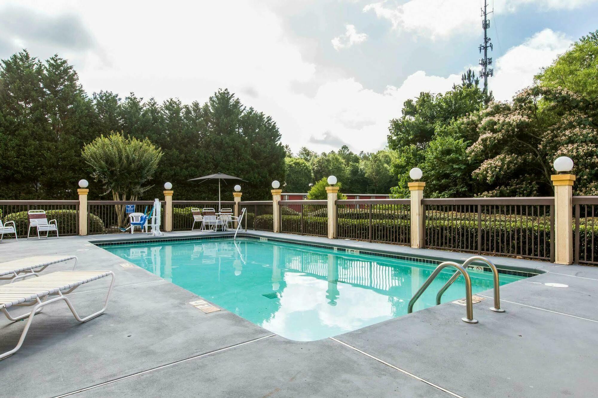 Royal Palms Inn Stockbridge Eksteriør bilde